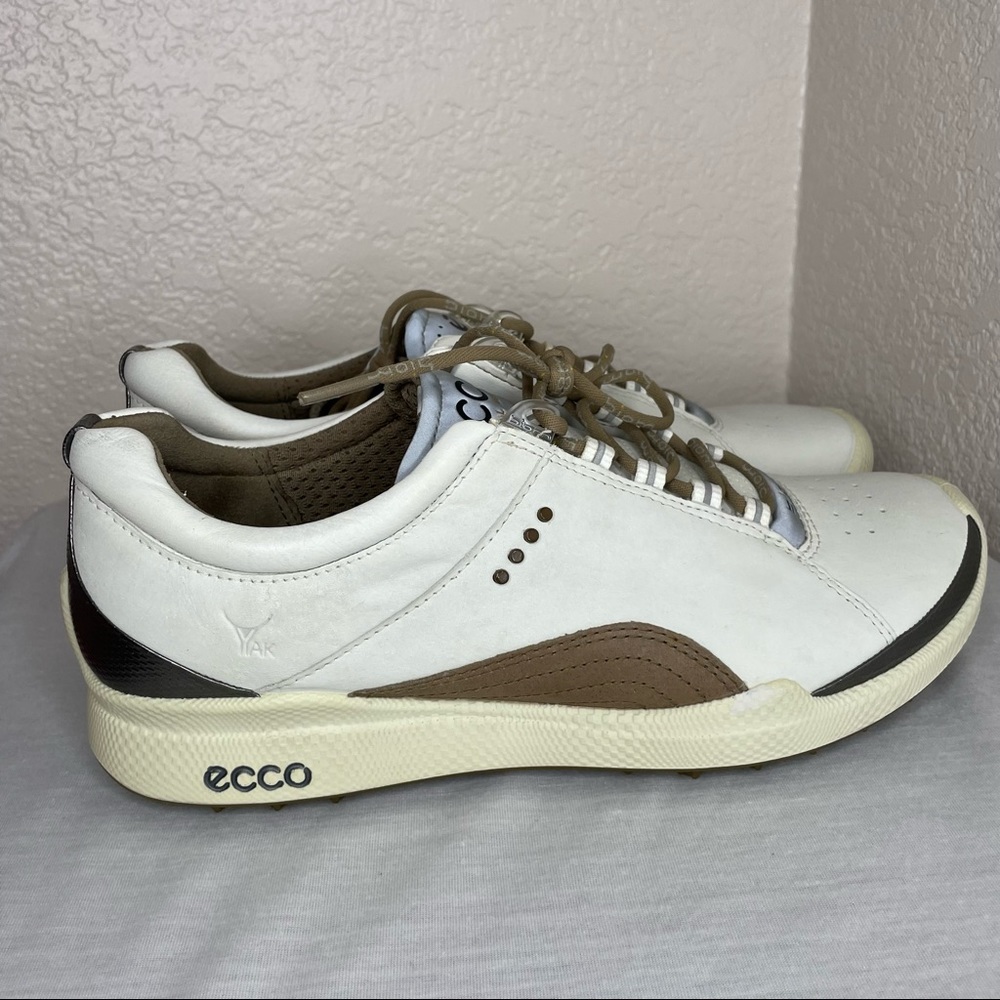 Ecco Biom Yak Natural Motion